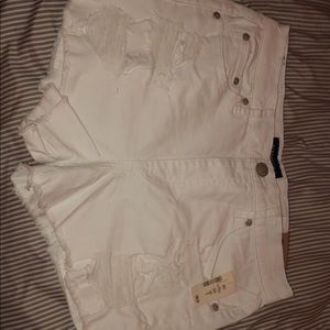Brand new never won Aeropostale white jean shorts